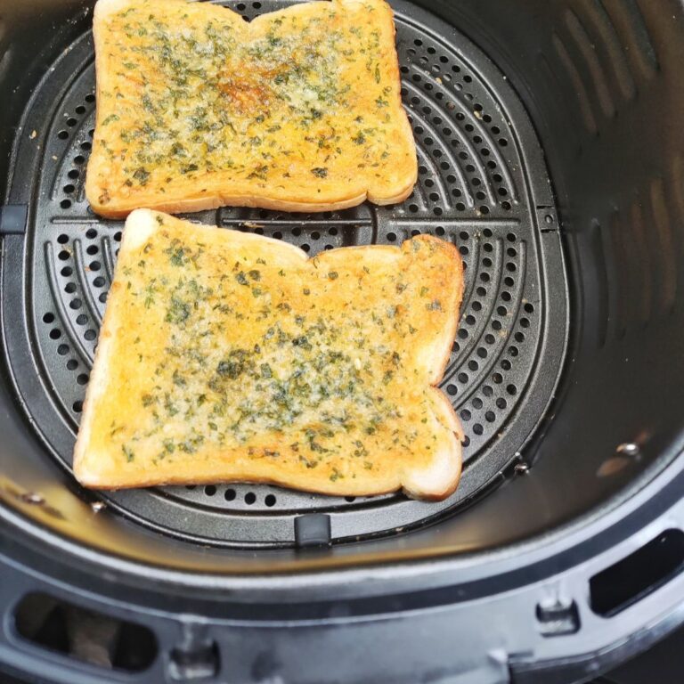 Best Homemade air fryer garlic cheese bread recipe