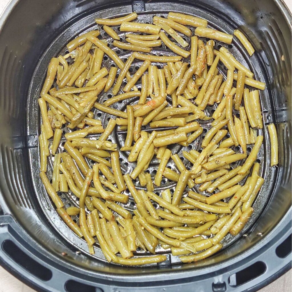 Easy, yummy Air Fryer Canned Green Beans and so crispy 