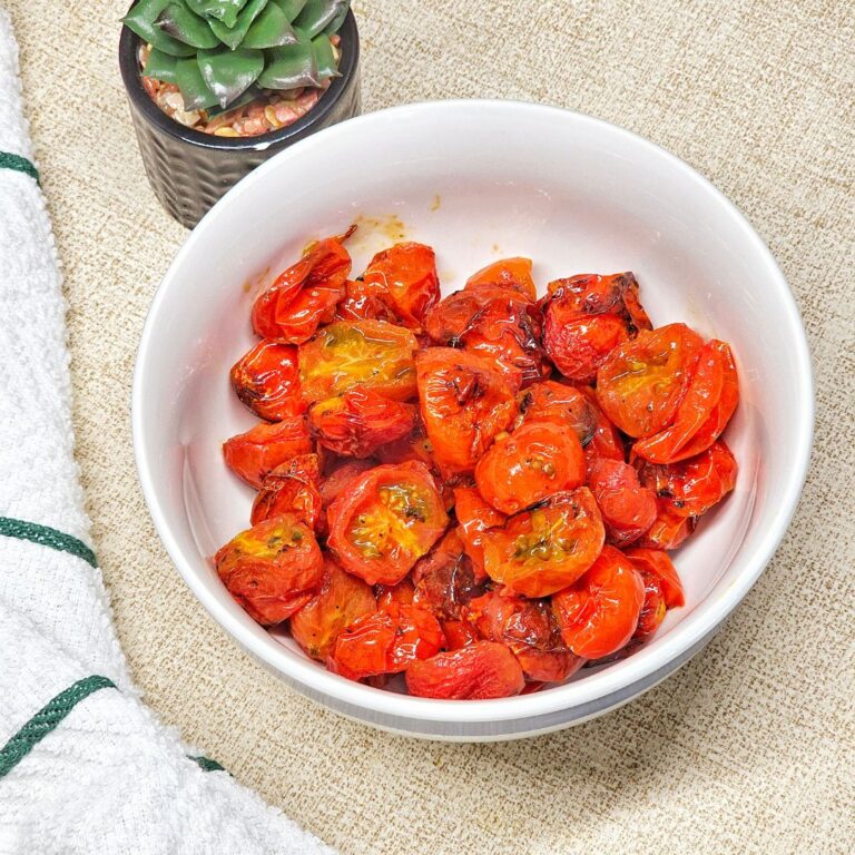 10 Minute Easy Roasted Air Fryer Tomatoes